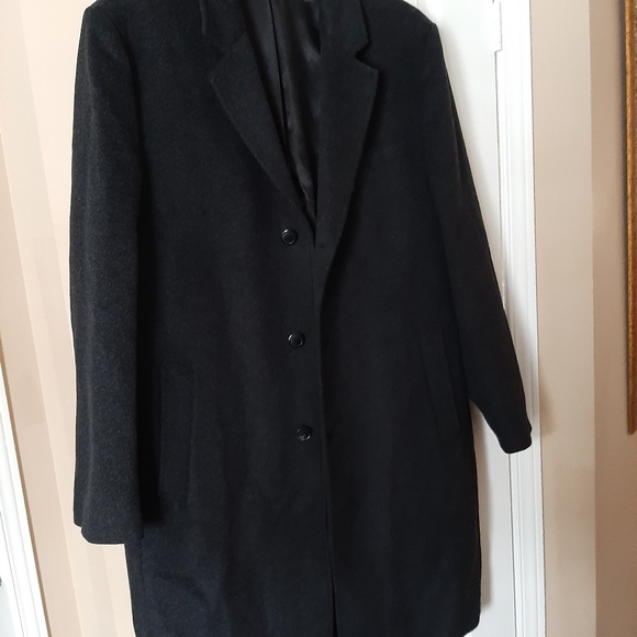 Mens coat - Picture 7 of 7